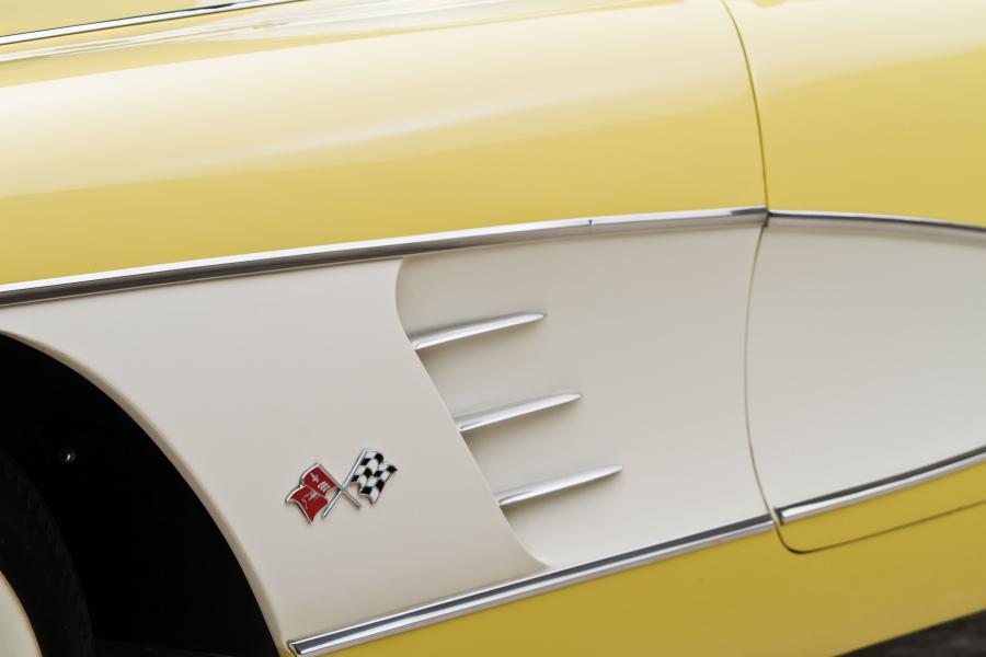  Chevrolet Corvette Convertible Roadster 1958 года  (фото 10 из 21)